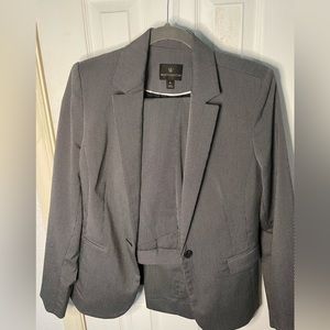Houndstooth Suit. Jacket and pants included! EUC! Only worn twice.
